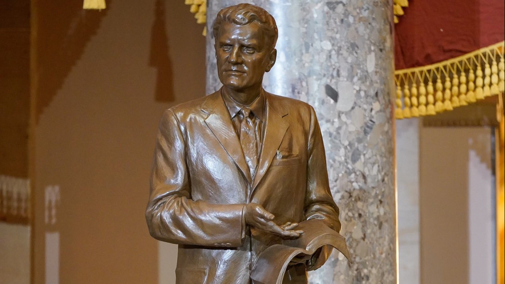 Fotó: Felavatták Billy Graham szobrát a Capitoliumban