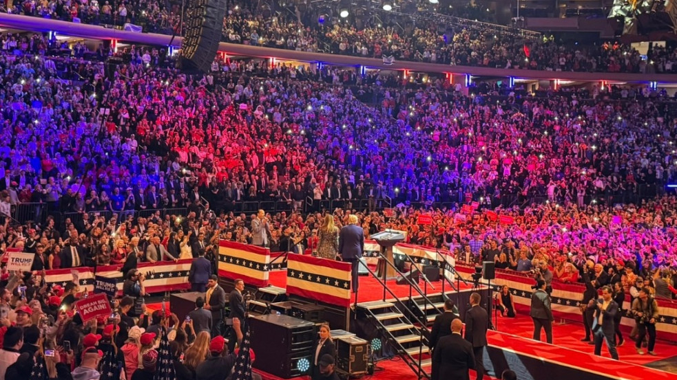 „Nincs itt egy büdös náci se!” - exkluzív helyszíni beszámoló a Madison Square Gardenből, Trump gigarendezvényéről