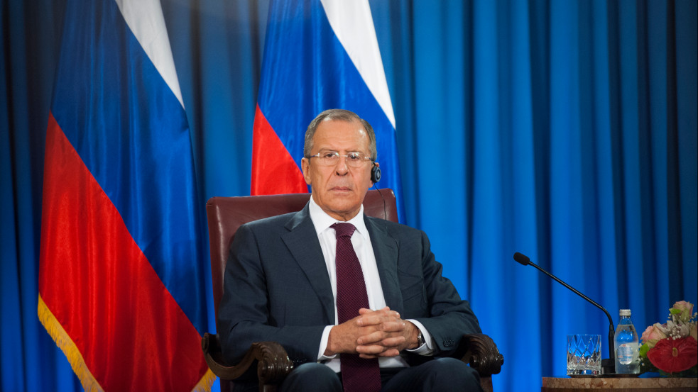 Lavrov: a Zelenszkij-kormány megdöntése a cél