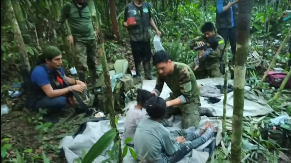 Kész csoda: Negyven nap után rátaláltak az Amazonasban történt repülőbalesetet túlélő gyerekekre