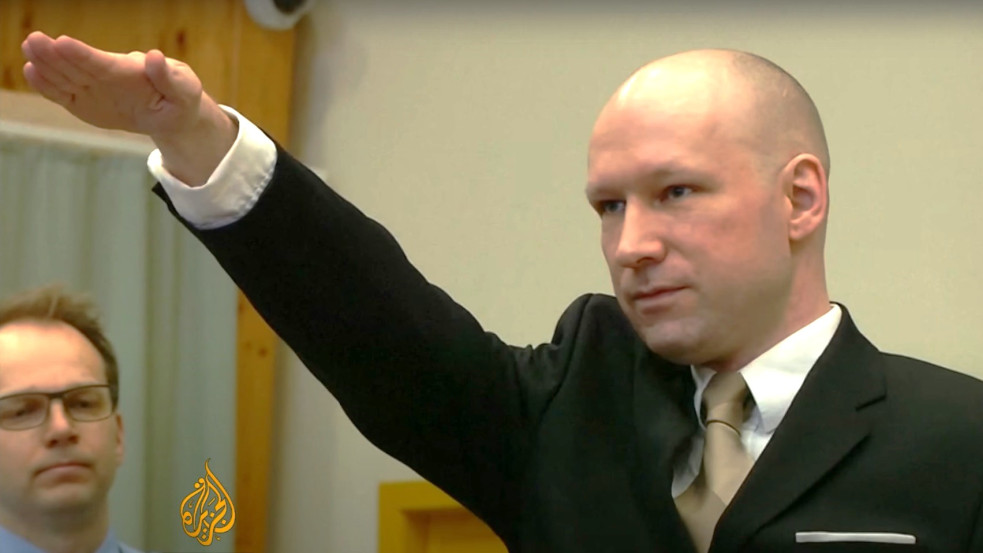 Breivik követeli, hogy a luxus magánzárkából tegyék át végre normál börtönbe