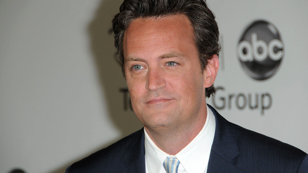 „Vajon mennyit fog fizetni ez az idióta?” - így hajszolhatta halálba Matthew Perry-t asszisztense, orvosai és a „Ketamin-királynő”