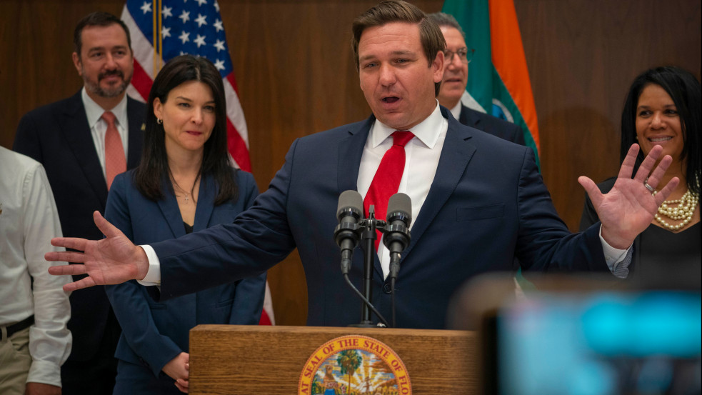 DeSantis megcsinálta: 60 év után eltörölték a Disney World privilégiumait, mert túlságosan „progresszív” lett a cég