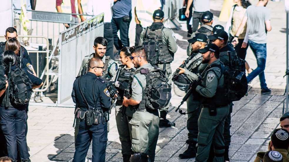 Palesztin terrormerénylet történt Jeruzsálemben - legalább egy ember meghalt és nyolcan megsebesültek
