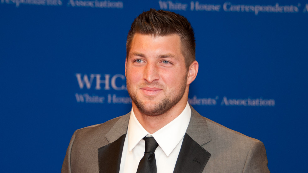 Tim Tebow egy 40 lány befogadására alkalmas védett hely felépítését tervezi Thaiföldön 35. születésnapja alkalmából