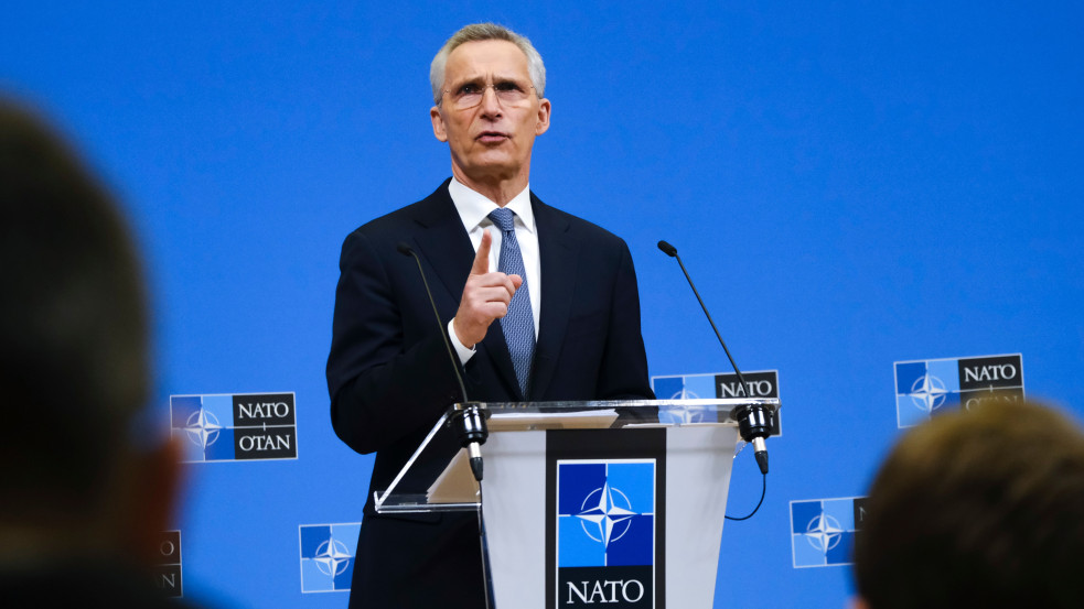 Váratlanul Budapestre érkezik a NATO főtitkára