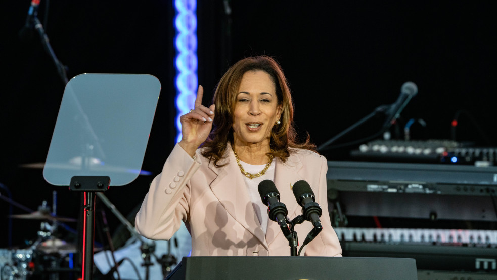 Kiderült, kit akar Kamala Harris alelnöknek